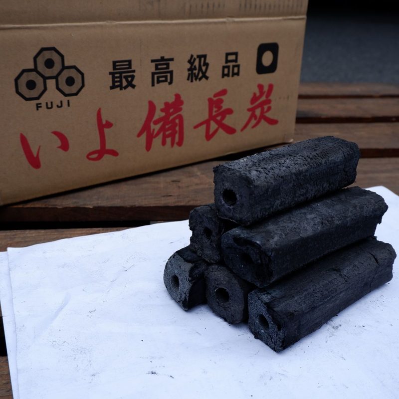 国産いよ備長炭（オガ炭）10kg×3箱