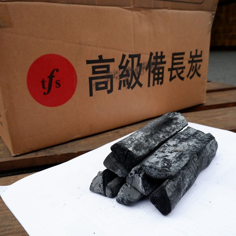 ラオス備長炭 切割小 直径 約2cm〜5cm 2箱×15kg