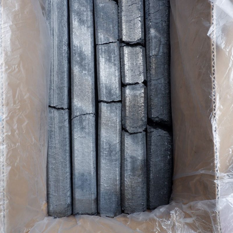 特価品！中国産 松葉オガ炭備長炭 10kg×4箱
