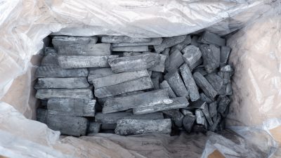 飲食店ってどんな備長炭使っているの?炭の会社が詳しく解説します。